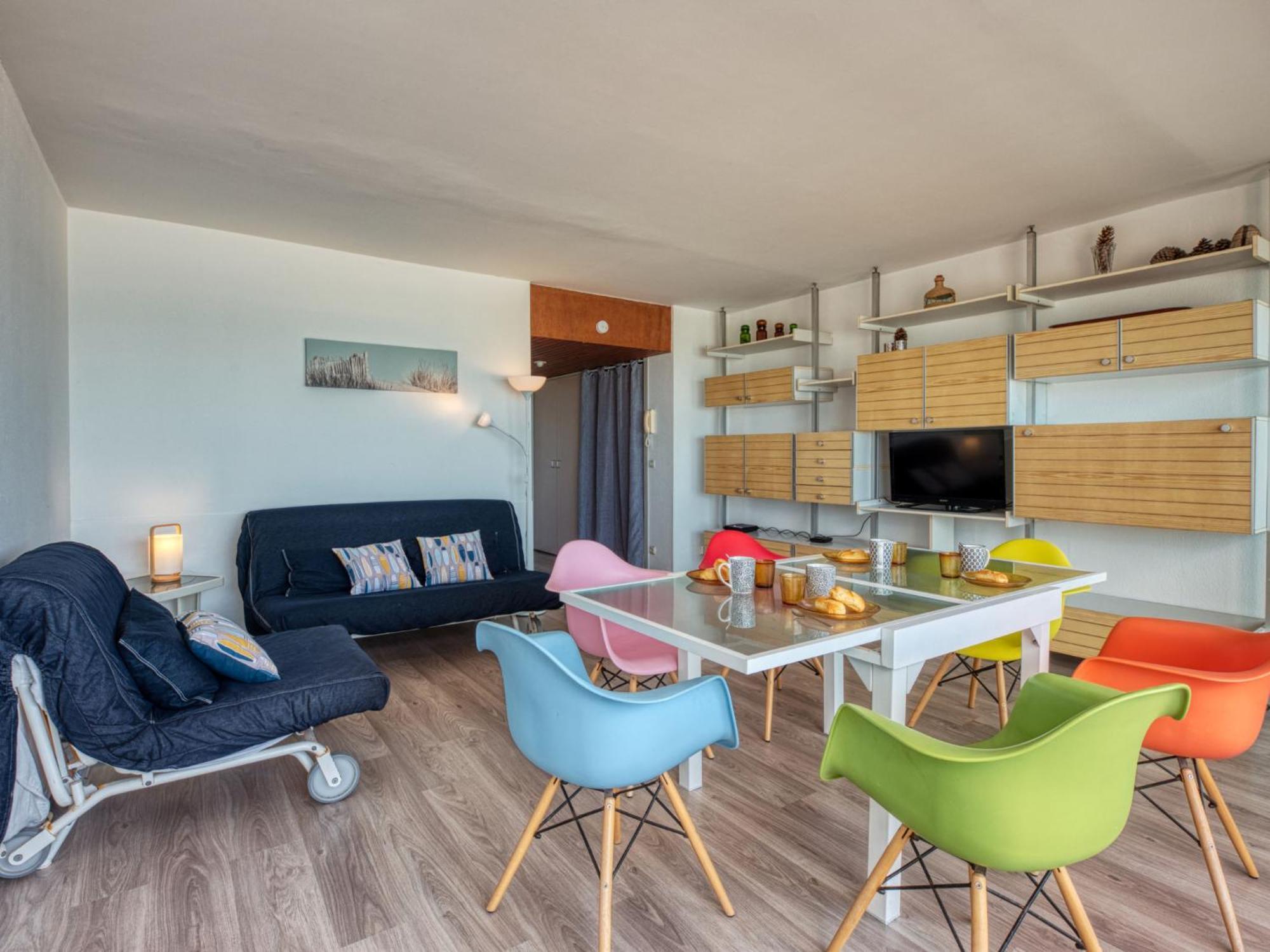 Apartment Casino-5 By Interhome Лаканау Екстериор снимка